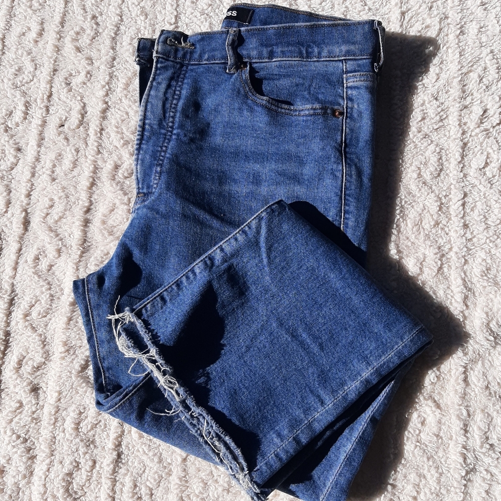 Express Cropped Flare High Rise